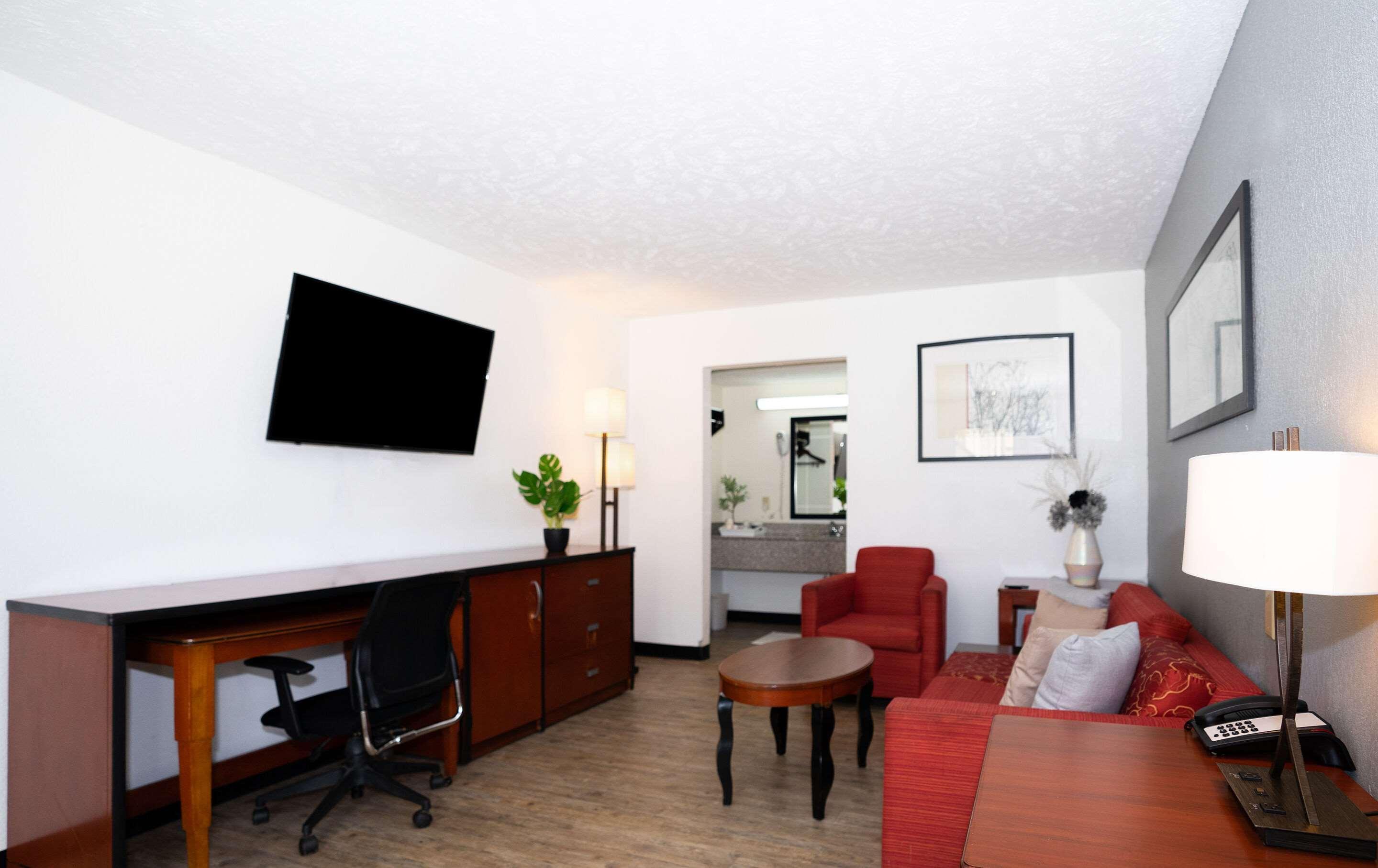Ramada By Wyndham Lumberton Hotel Екстериор снимка