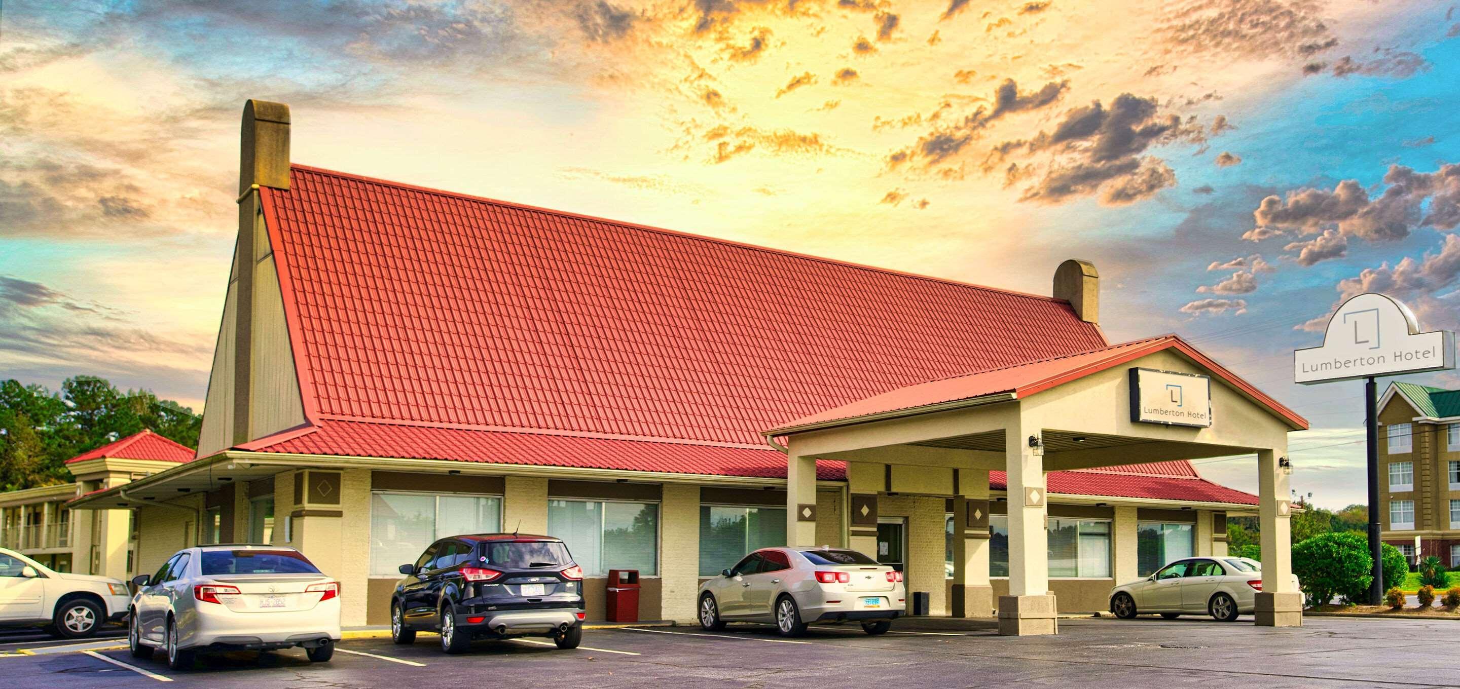Ramada By Wyndham Lumberton Hotel Екстериор снимка
